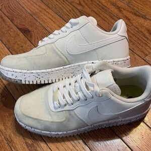 Nike White and Cream Sneakers